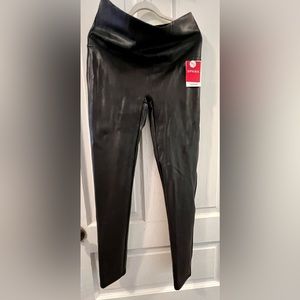 NEW Spanx Faux Leather Leggings, size Large Petite